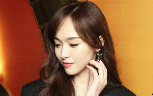 唐嫣娱乐最新八卦爆料,甜蜜互动引网友热议