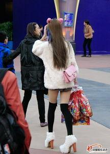 美女穿丝袜打扮,美女时尚穿搭新风尚